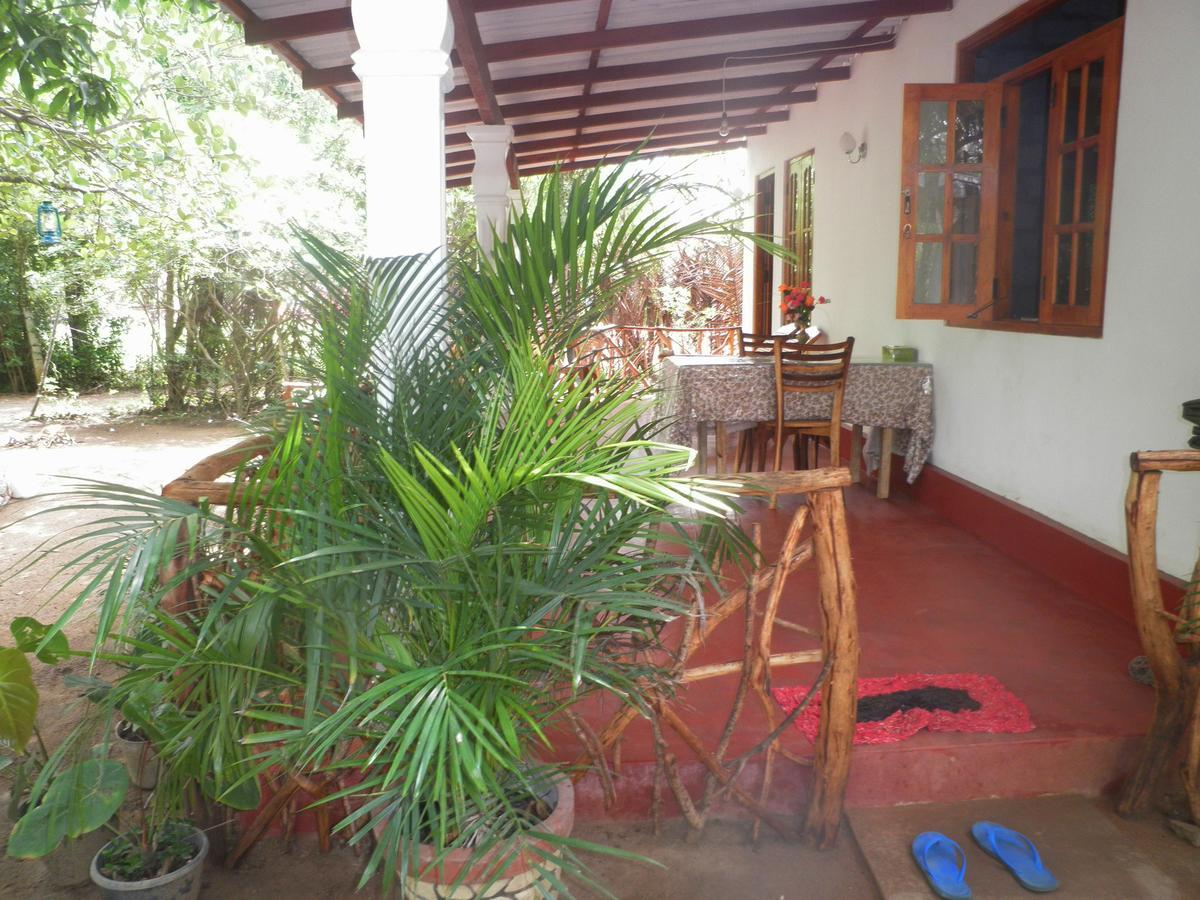 Sigiri Sansi Homestay Sigiriya Exterior photo